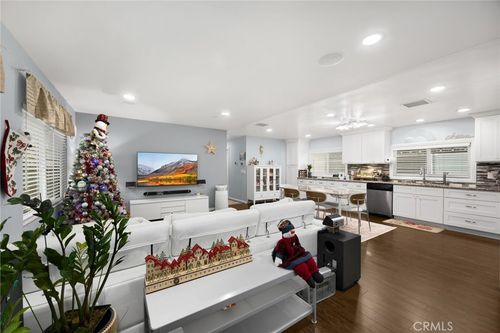 2251 Lake Glen Dr, La Habra, CA, 90631-5711 | Card Image