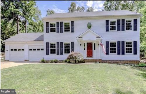 8047 Counselor Rd, MANASSAS, VA, 20112-4751 | Card Image