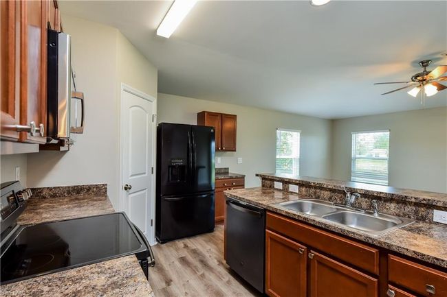 25091 Esmeralda Ct, House other with 4 bedrooms, 2 bathrooms and null parking in PUNTA GORDA FL | Image 9