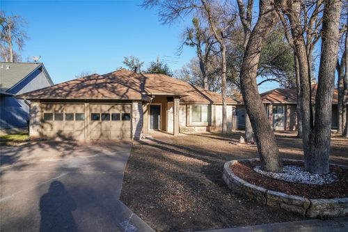 13123 Mill Stone Dr, Austin, TX, 78729-2753 | Card Image