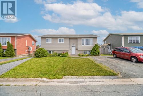 69 Holden St, Mount Pearl, NL, A1N3G9 | Card Image