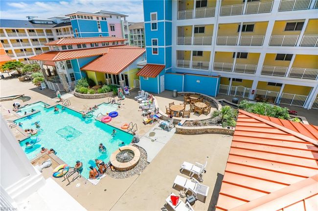 APT-432B - 3738 Sandpiper Rd, House attached with 4 bedrooms, 3 bathrooms and null parking in Virginia Beach VA | Image 46