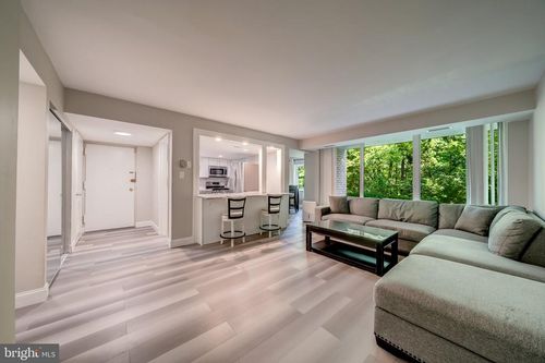 2a-1429 Northgate Sq, RESTON, VA, 20190-3745 | Card Image