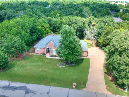 1821 Oak Creek Ter, Edmond, OK, 73034-5969 | Card Image