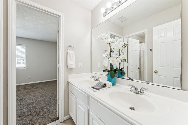 11405 Starlight Bay St, House other with 5 bedrooms, 4 bathrooms and 3 parking in Pearland TX | Image 21
