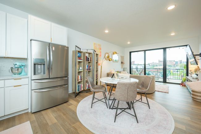 1327 Keosauqua Way, Condo with 2 bedrooms, 3 bathrooms and null parking in Des Moines IA | Image 11