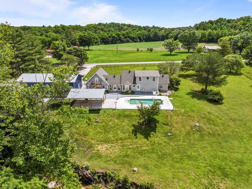 1313 Stayton Rd, CUMBERLAND FURNACE, TN, 37051-4518 | Card Image