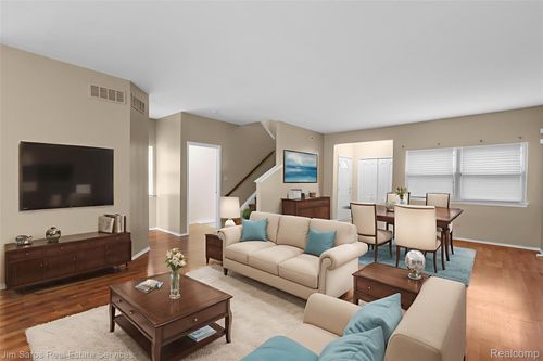 3399 Ewald Cir, Detroit, MI, 48238-3167 | Card Image