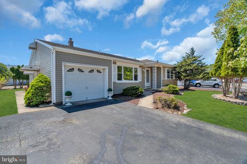 50 Oakfield Rd, Toms River, NJ, 08757-6362 | Card Image