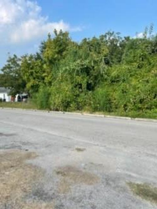 8406 Carver Rd, Houston, TX, 77088-5710 | Card Image