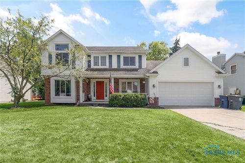 2062 Lexington Dr, Perrysburg, OH, 43551-5448 | Card Image