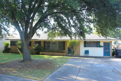 2610 Plantation Dr, Bossier City, LA, 71111-3422 | Card Image