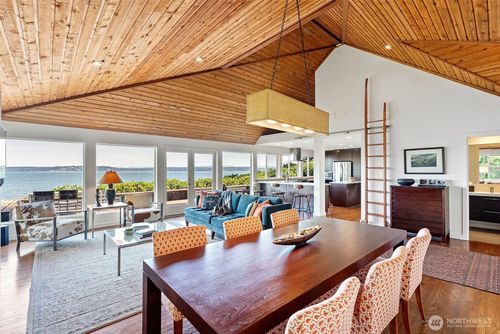 8032 Sw 222nd Pl, Vashon, WA, 98070-7146 | Card Image