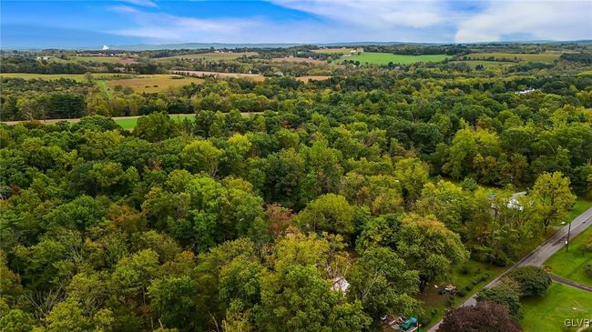 898 Browntown Rd, House other with 2 bedrooms, 1 bathrooms and null parking in Nazareth PA | Image 11