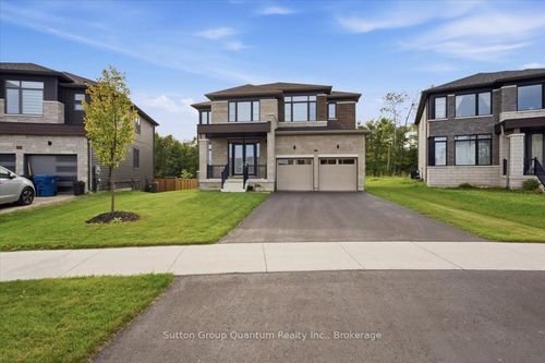 174 Rosanne Cir, Wasaga Beach, ON, L9Z0N1 | Card Image