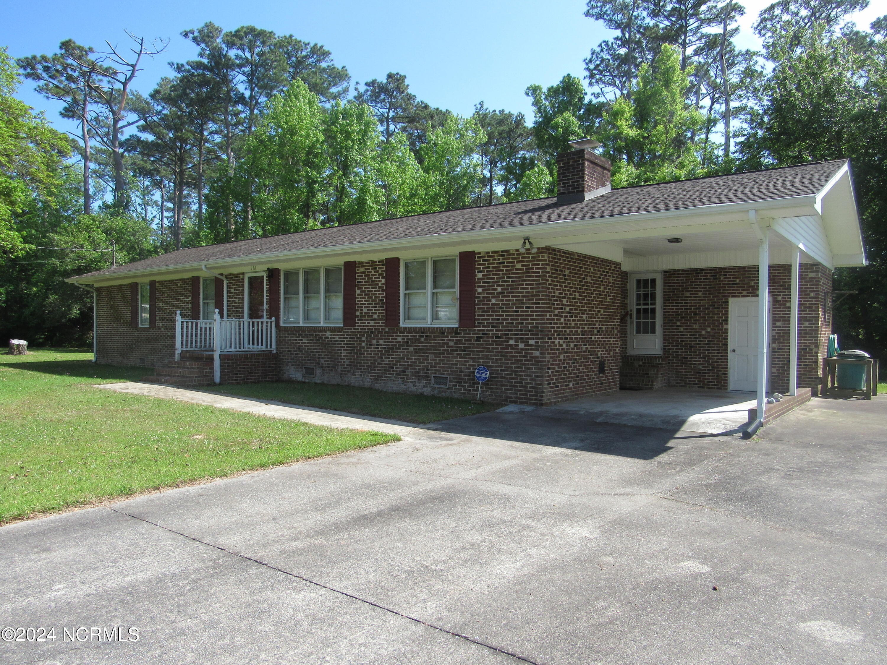 Pine Cone Ln, Beaufort, NC 28516