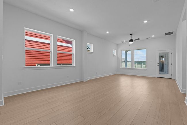 Dining - Family Room | Image 7