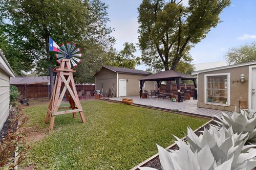 2238 Sussex Dr, Garland, TX, 75041-1415 | Card Image