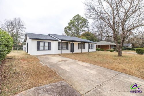 107 Briarwood Dr, Warner Robins, GA, 31093-1637 | Card Image