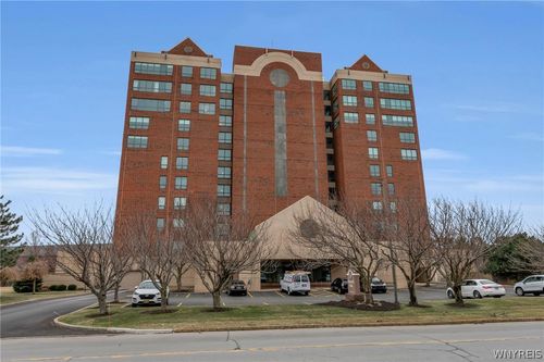 505-75 Ojibwa Cir, Buffalo, NY, 14202-4346 | Card Image