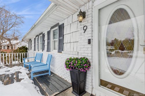 9 Almike Dr, Centereach, NY, 11720-3852 | Card Image