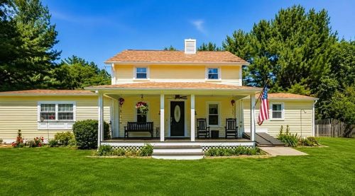 470 East Ave, Burrillville, RI, 02830-1516 | Card Image