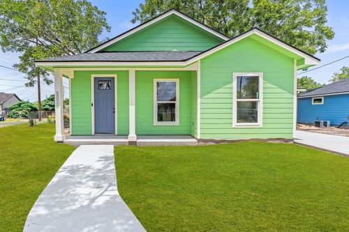 1320 Hancock Ave, Corpus Christi, TX, 78404-3335 | Card Image