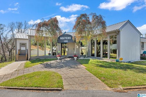 120 Vulcan Rd, Homewood, AL, 35209-4702 | Card Image