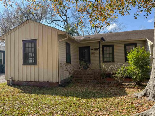 565 24th St, Beaumont, TX, 77706-4917 | Card Image