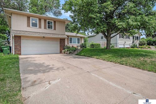 3618 Greene Ave, Bellevue, NE, 68147-1812 | Card Image