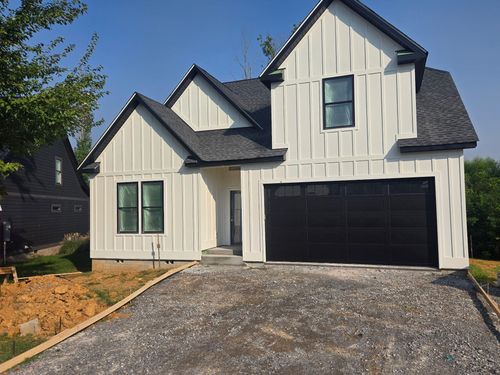 5034 Grove Park Ct Ne, Cleveland, TN, 37312-3263 | Card Image