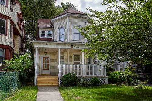 62 Burton St, Hartford, CT, 06112-2317 | Card Image