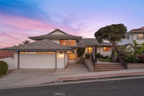 2128 W Toscanini Dr, Rancho Palos Verdes, CA, 90275-1420 | Card Image