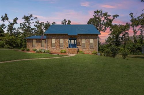 402 Nw Cantey Ave, Madison, FL, 32340-1605 | Card Image