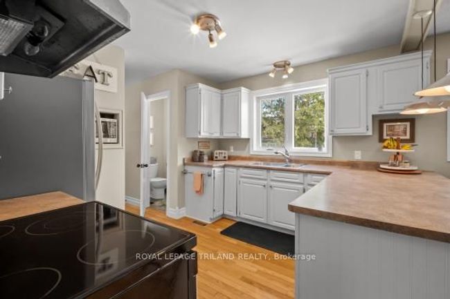 21 Sherwood Cres, House other with 5 bedrooms, 3 bathrooms and 6 parking in Exeter ON | Image 16