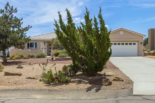 6814 Oersted Rd Ne, Rio Rancho, NM, 87144-6567 | Card Image
