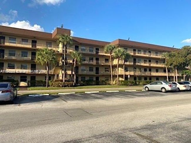 APT-225 - 3101 Nw 47 Th Ter, Condo with 1 bedrooms, 2 bathrooms and null parking in Lauderdale Lakes FL | Image 23
