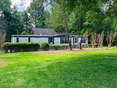 143 Maple St, Florence, MS, 39073-9721 | Card Image