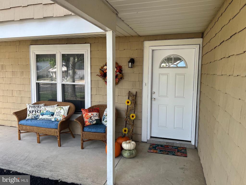 Buckingham Dr, Southampton, NJ 08088