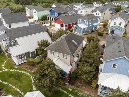 422 Vine Maple Ln Sw, Ocean Shores, WA, 98569-5800 | Card Image