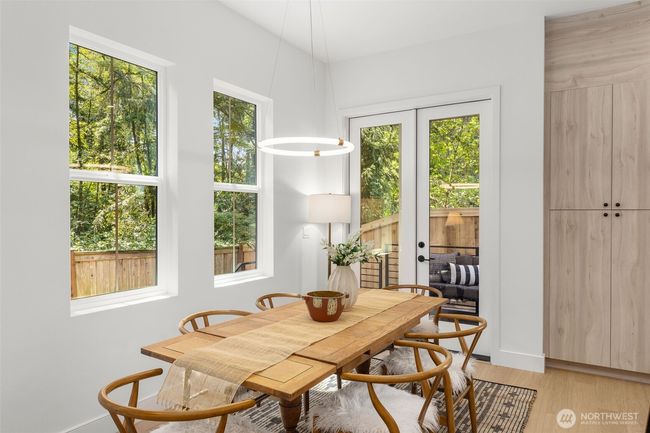 12837 Ne 91 St St, House other with 2 bedrooms, 3 bathrooms and null parking in Kirkland WA | Image 16
