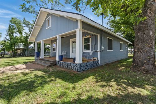 11 Bowie St, Santo, TX, 76472 | Card Image