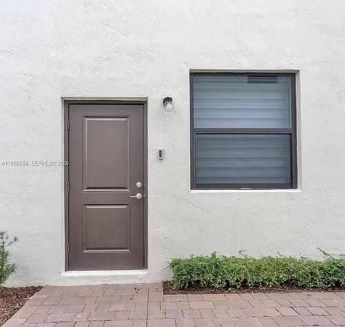 11909-11909 Sw 244th St, Homestead, FL, 33032-3050 | Card Image