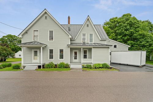 11 Summer St, East Barre, VT, 05649-3060 | Card Image