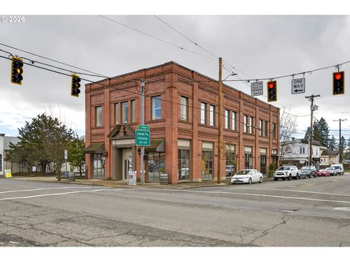 700 E 1st St, Newberg, OR, 97132 | Card Image