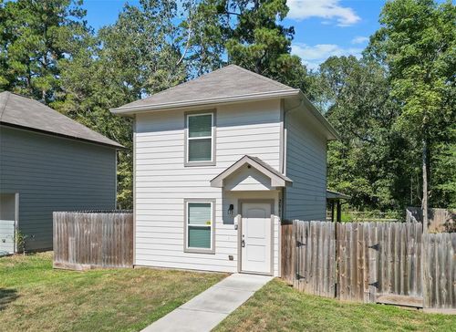 28612 Netawaka, Huntsville, TX, 77320 | Card Image