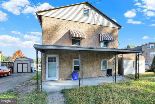 837 Philadelphia Ave, READING, PA, 19607-3111 | Card Image