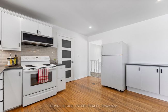 4318 County Rd 6, House other with 3 bedrooms, 2 bathrooms and 6 parking in Yarker ON | Image 19