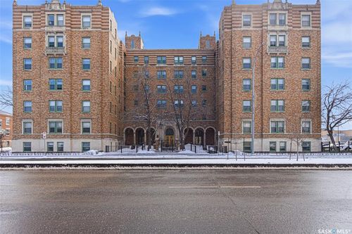 214-2305 Victoria Ave, Regina, SK, S4P0S7 | Card Image