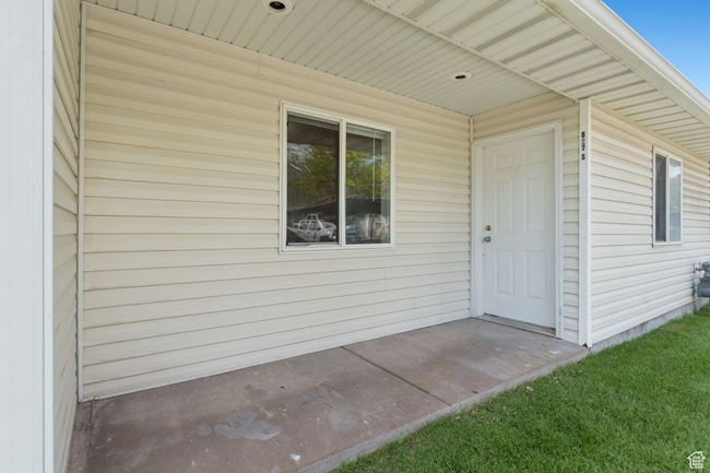View of exterior entry | Image 20
